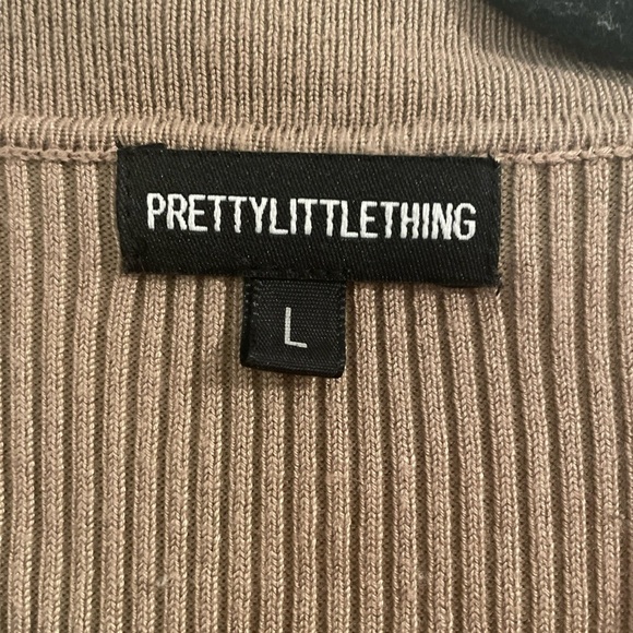 PrettyLittleThing Brown Ribbed Knitwear - Picture 3 of 5